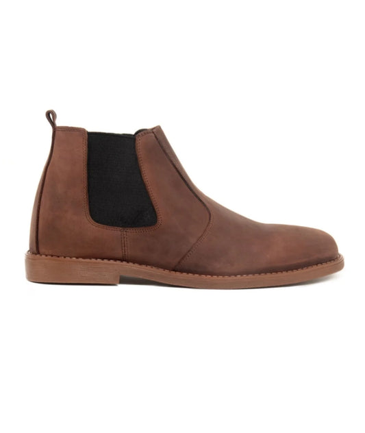 Saddle Brown Oily Chelsea Boot - Brown Sole